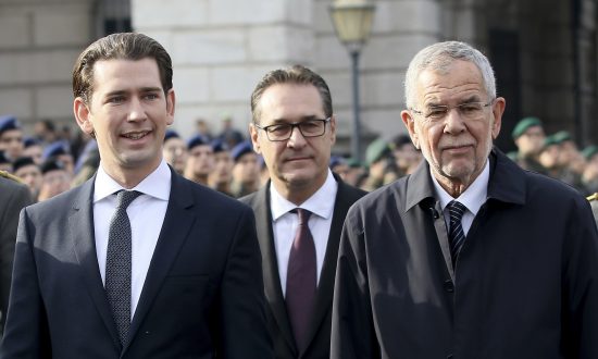 Austria Declines to Sign Global Migration Pact Over Concerns About Sovereignty