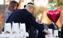 Trump Pays Respects to Victims at Pittsburgh Synagogue