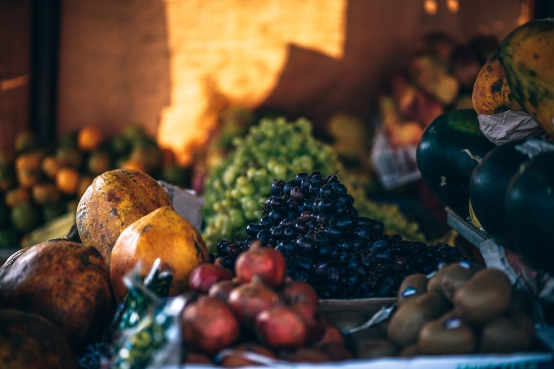 Fruit is delicious and healthy but eating it can be tricky for diabetics if they don't know how to balance it properly. (Fancycrave/Unsplash)