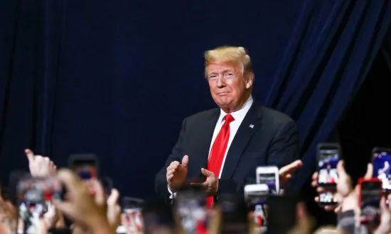 In Photos: Trump Rally in Chattanooga, Tennessee