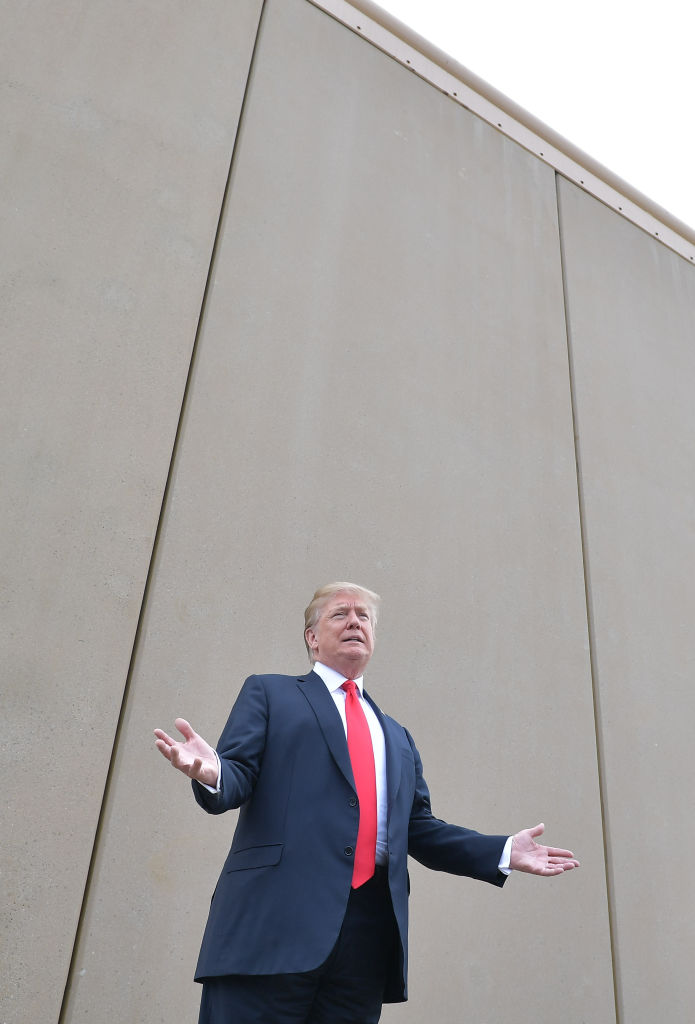 Trump inspects border wall
