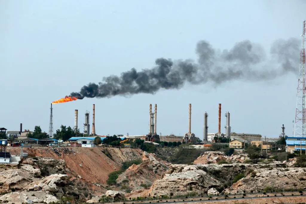 An oil facility in the Khark Island, on the shore of the Gulf on Mar. 12, 2017. ( Atta Kenare/AFP/Getty Images)