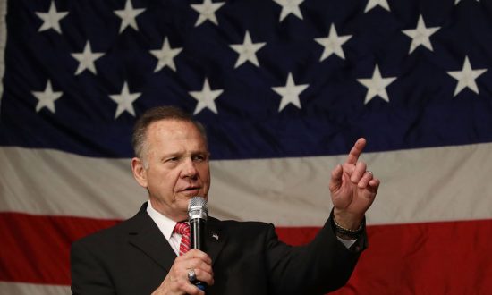 Alabama Voters Support Rights of Unborn Life, and Support Ten Commandments to Display on Public Properties