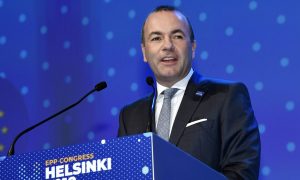 Top EU Officials Warn Romania Over Rule of Law