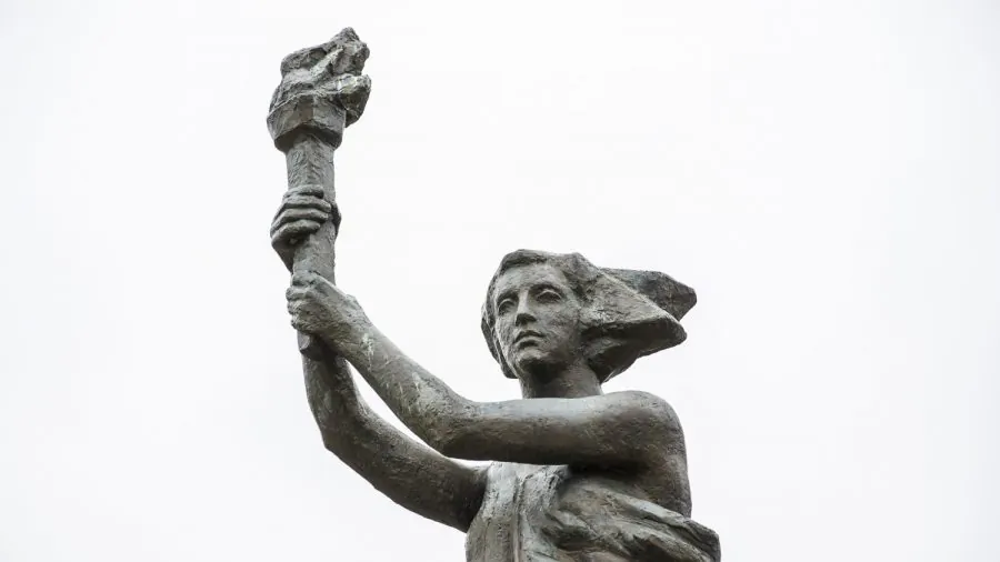 The Victims of Communism Memorial in Washington on Nov. 8, 2017. Established by the Victims of Communism Memorial Foundation, it's a replica of the Goddess of Democracy statue erected during China's Tiananmen Square protests in 1989. (Samira Bouaou/The Epoch Times)