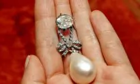 Marie Antoinette Pearl Pendant Sells for Record $32 Million