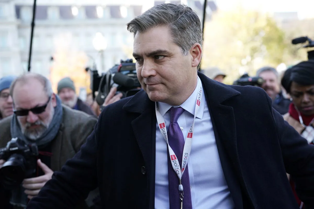 Former CNN chief White House correspondent Jim Acosta returns to the White House after Federal judge Timothy J. Kelly ordered the White House to reinstate his press pass in Washington on Nov. 16, 2018. (Alex Wong/Getty Images)