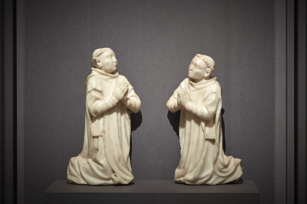 “Kneeling Carthusian Monks,” circa 1380–1400, by unknown artist from Burgundy. Marble, (L) 10 1/16 inches by 5 1/2 by 2 5/8 inches; (R) 9 1/2 inches by 5 3/4 inches by 2 15/16 inches, The Cleveland Museum of Art. (Courtesy of The Frick Collection)