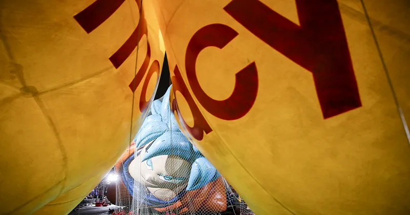 Goku Balloon from Dragon Ball at Macy's Thanksgiving Day Parade in New York City on Nov. 21, 2018. (Samira Bouaou/The Epoch Times)