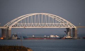 Ukraine Accuses Russia of Firing on and Seizing Its Naval Ships