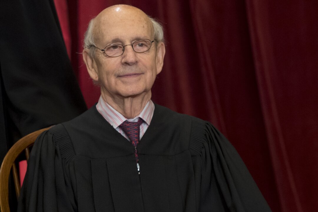 Democrats Call on Biden to Nominate Black Woman to Supreme Court