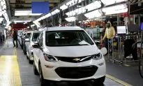 Biden Admin Grants $2.5 Billion Loan to GM, LG Energy Solution to Build EV Battery Cell Factories