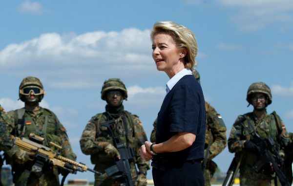 German defense minister at a helicopter regiment