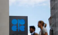 Oil Rises After Russia Leans Towards Output Cut