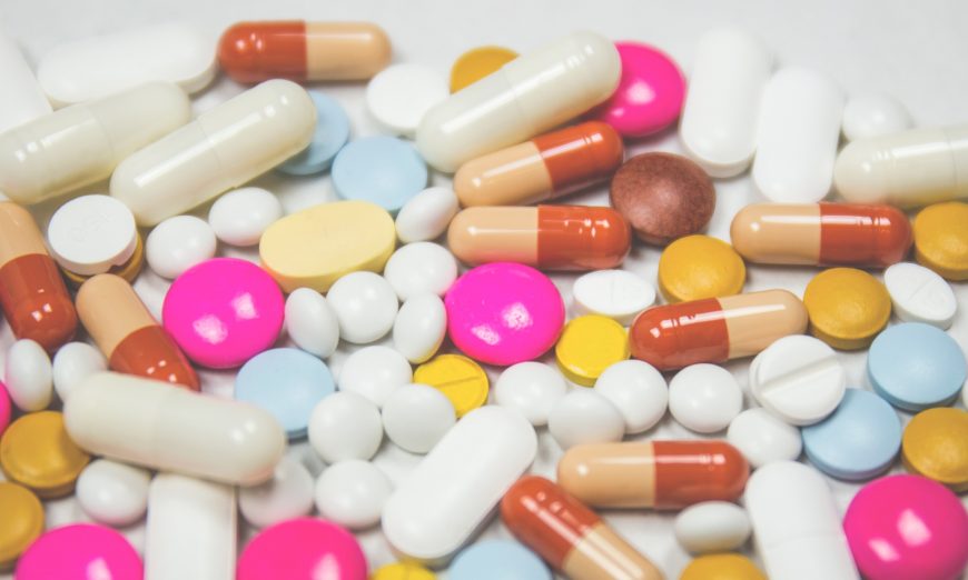 A stock photo of various pills (freestocks.org/Unsplash)