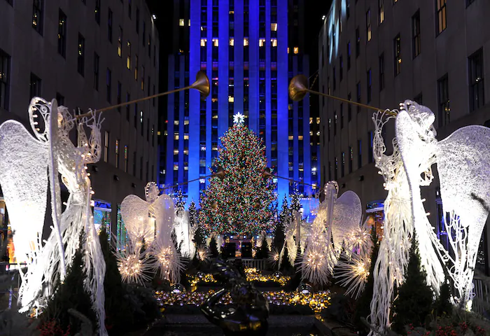 Rockefeller Center Christmas Tree, Midtown, Manhattan. 