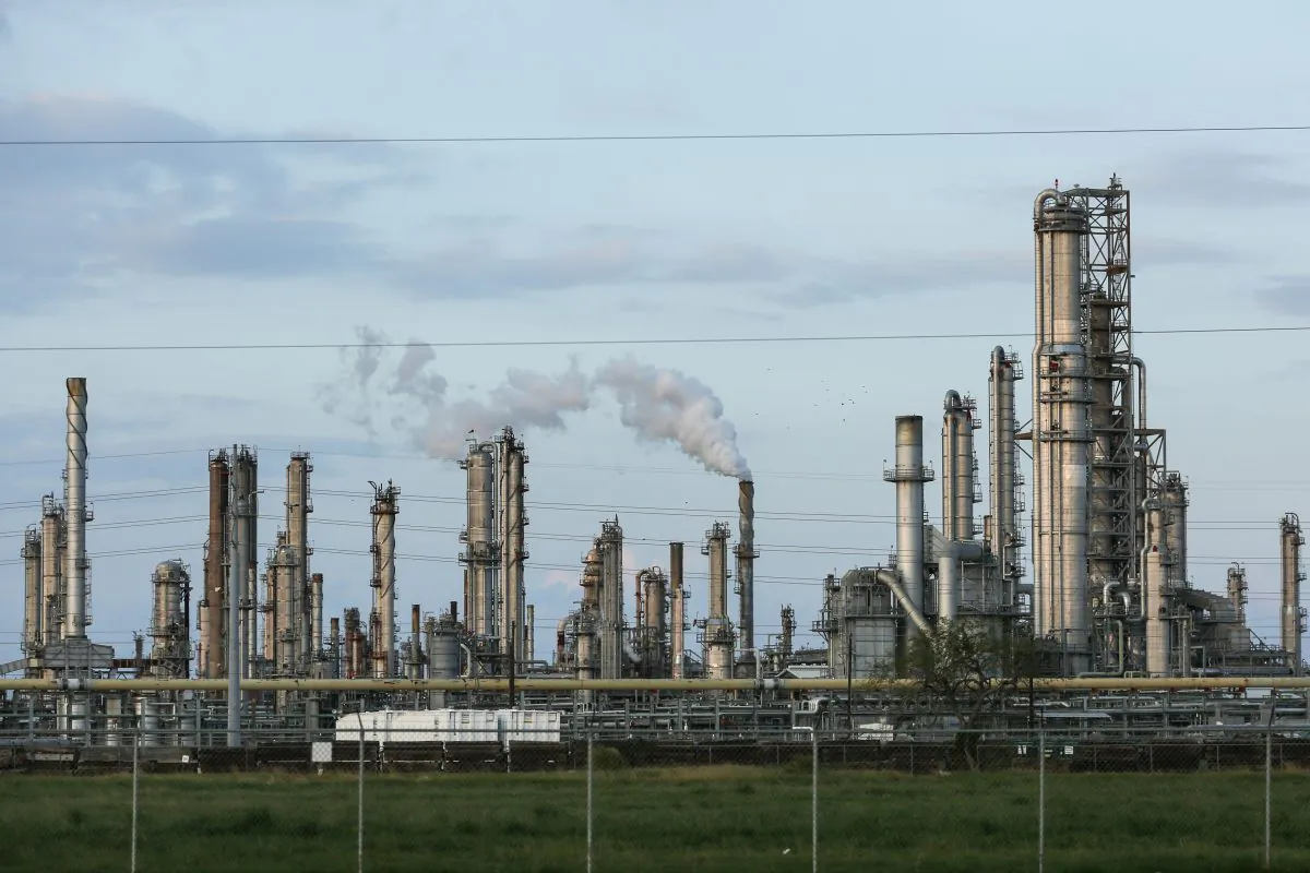 Refineries in Corpus Christi on Nov. 8, 2018. (Charlotte Cuthbertson/The Epoch Times)