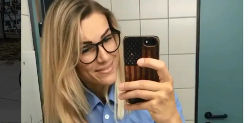 A woman who has been dubbed “Germany’s most beautiful policewoman” was told that she has to choose between being a police officer or being a model. (Adrienne Koleszar / Instagram)