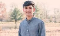 NJ Restaurant Apologizes After Manager Fired Student for Trying to Attend Friend’s Funeral