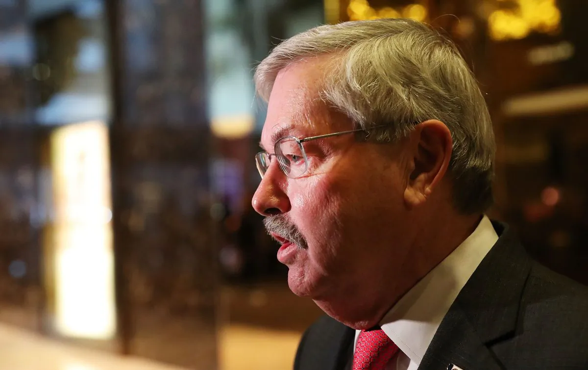 (File photo) U.S. Ambassador to China Terry Branstad was summoned by Chinese Vice Foreign Minister Le Yucheng on Dec. 9 over the arrest of Huawei CFO Meng Wanzhou. (Photo by Spencer Platt/Getty Images)