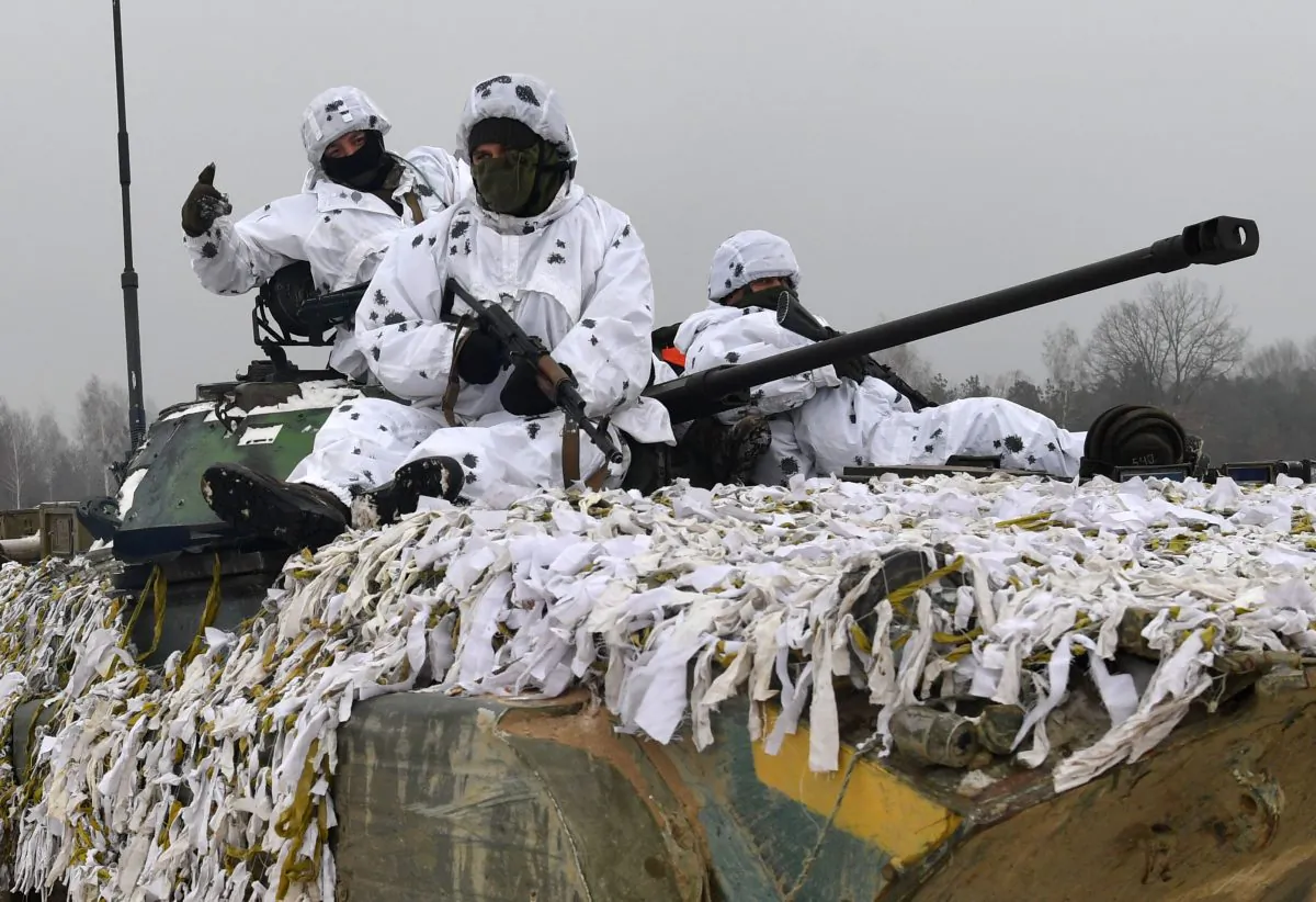 Ukrainian servicemen take part in brigade tactical exercises not far from the border with Russia on Dec. 3, 2018. (SERGEI SUPINSKY/AFP/Getty Images)
