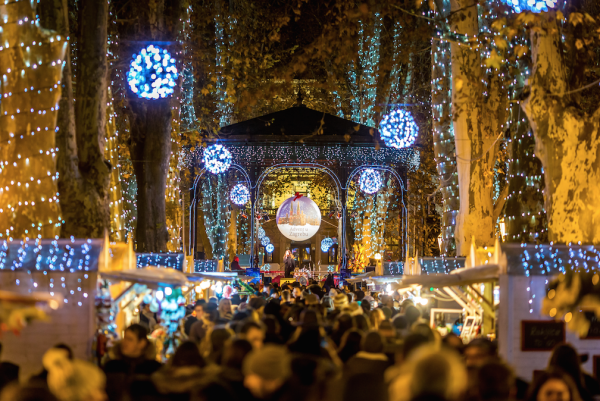 crowds walk through advent christmas market in zagreb croatia