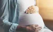 South Dakota Woman With Suspected Kidney Stones Instead Gives Birth to Triplets