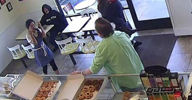 coffe thrown at woman in la