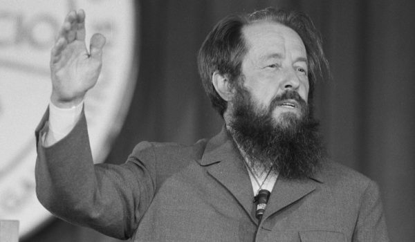 aleksandr-solzhenitsyn 1975