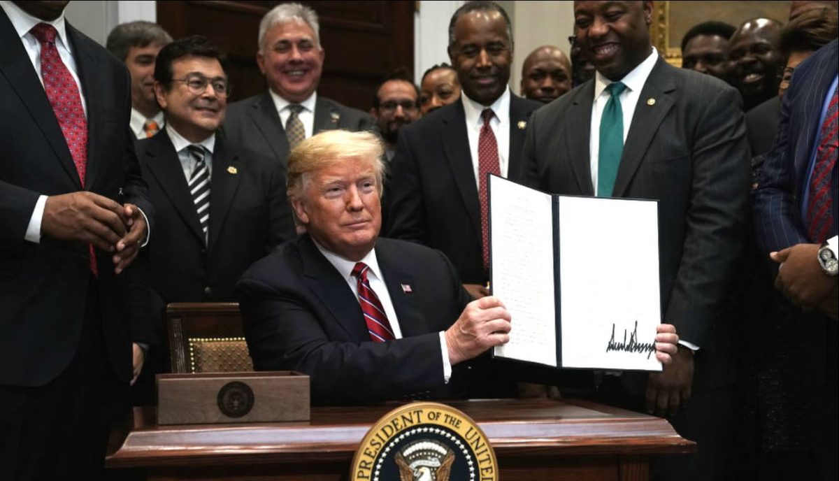 Trump Signs Order to Boost Investment in Opportunity Zones