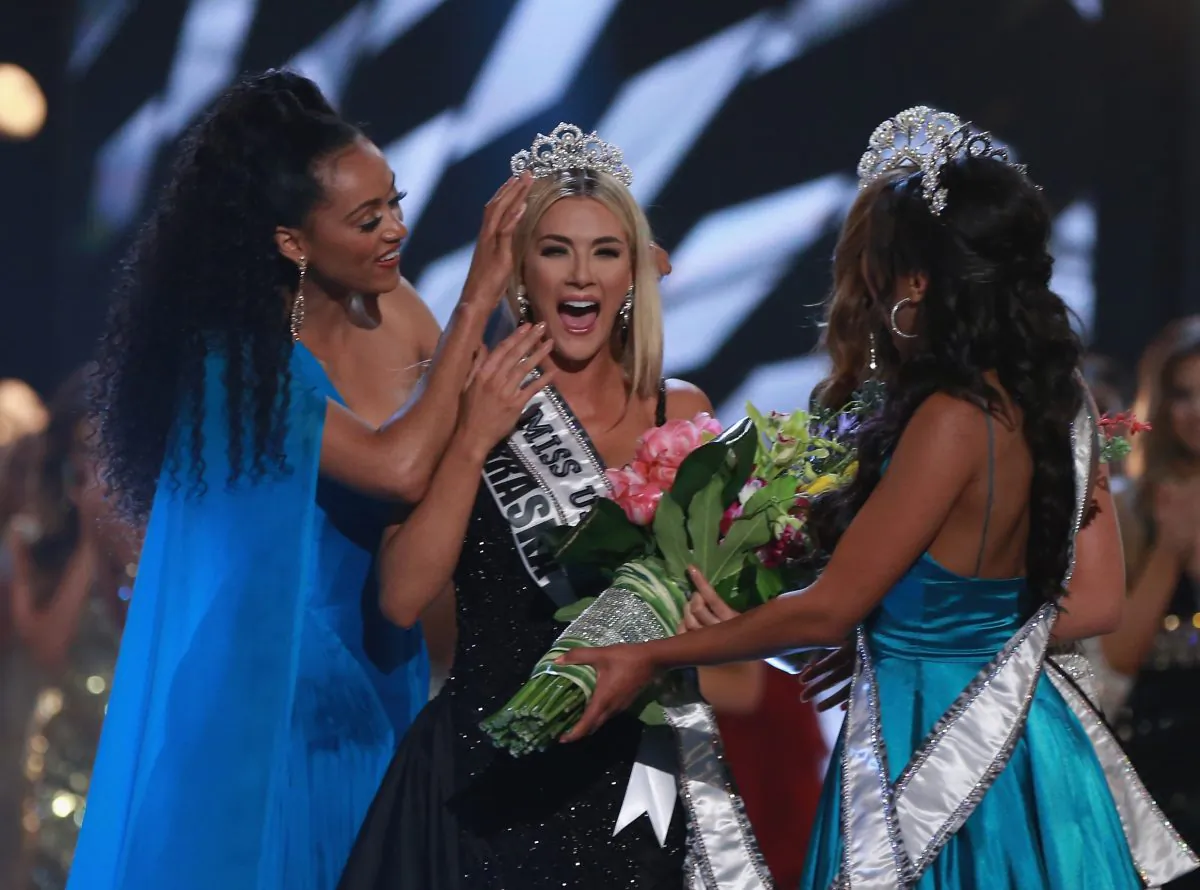 Miss Nebraska Sarah Rose Summers is crowned by Miss USA 2017 Kara McCullough, Miss Universe 2017 Demi-Leigh Nel-Peters, and Miss Teen USA 2018 Hailey Colborn, after winning the 2018 Miss USA Competition at George's Pond at Hirsch Coliseum in Shreveport, Louisiana, on May 21, 2018. (Matt Sullivan/Getty Images)