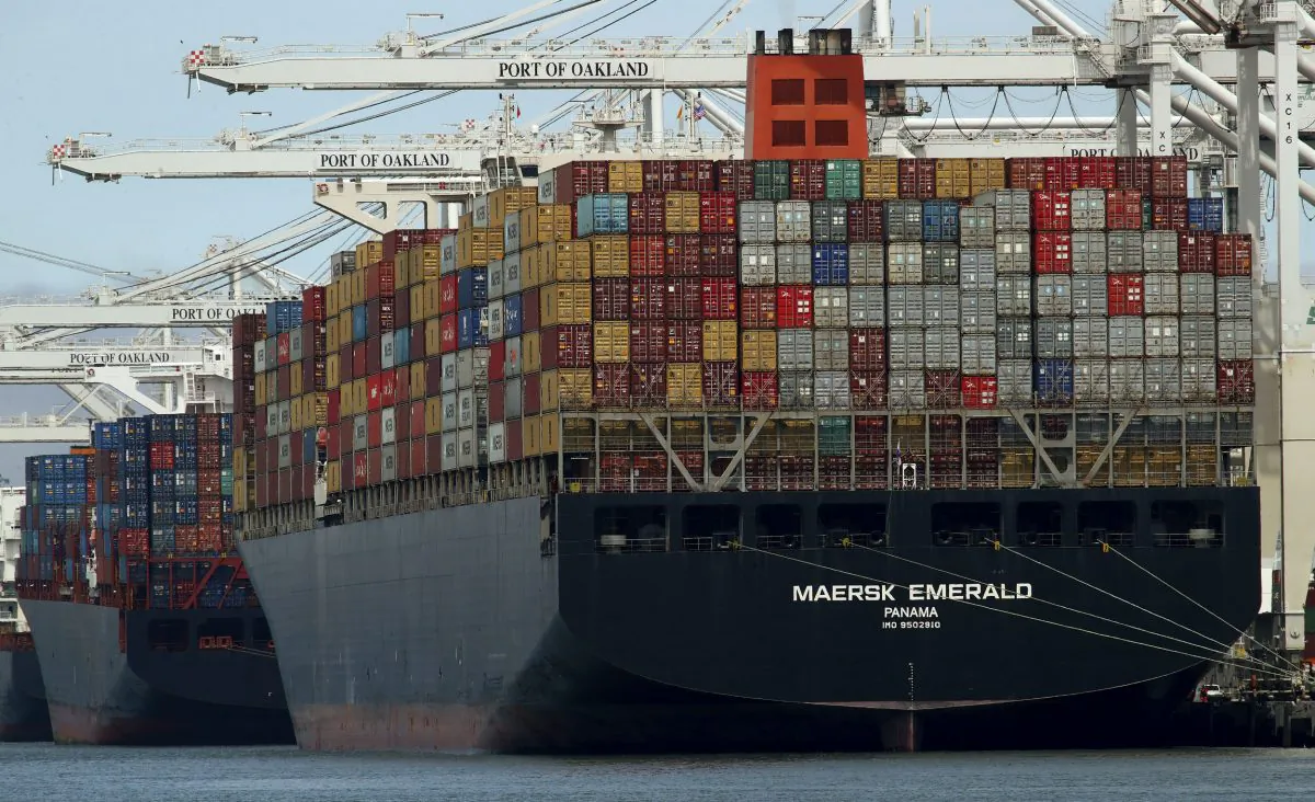 Container ship Maersk Emerald is unloaded at the Port of Oakland, Calif., on July 12, 2018. (Ben Margot, File/AP Photo)