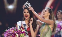Videos of the Day: Miss Philippines Crowned Miss Universe 2018