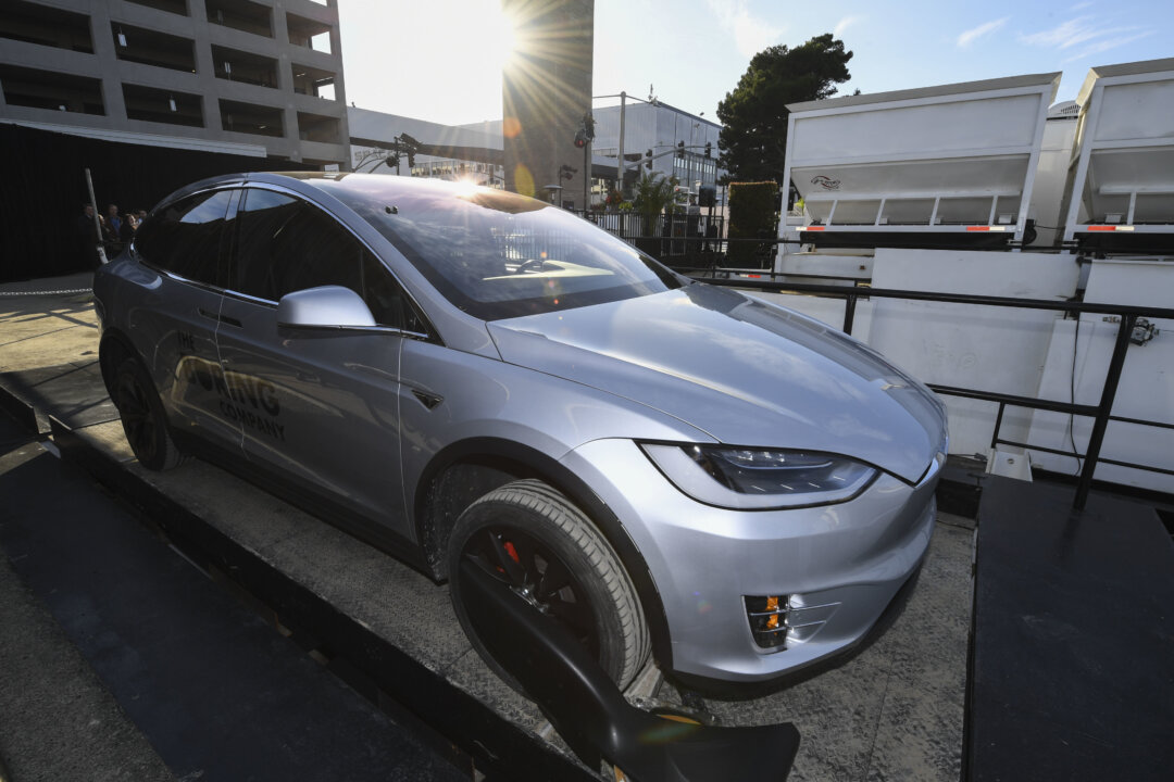 Man Asks California Reparations Task Force for ‘40 Acres and a Tesla’