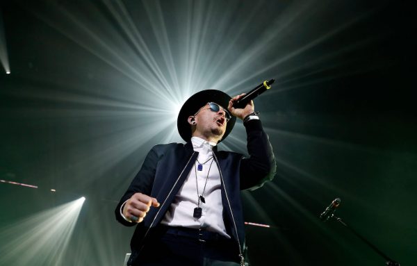 Chester Bennington performs in Las Vegas.