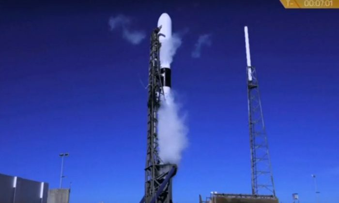 SpaceX Launches Its First US National Security Satellite | The Epoch Times