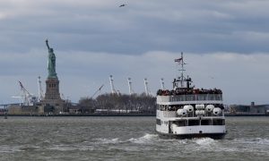 Open and Closed: Shutdown's Varied Effects for National Parks, Tourists
