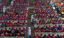 Chinese Schools Track Students by Requiring Chip-Enhanced Uniforms