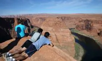 Teenage Girl Falls 700 Feet to Death at Scenic Horseshoe Bend