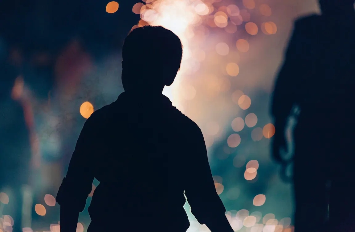 Silhouette of a boy. (Unsplash)