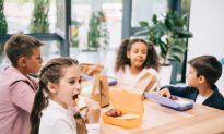 Schools Banning Parents From Lunchtime Visits