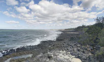 ’Suspicious’ White Powder Packages Washed Up on Beaches in Australia