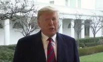 Trump Uses New Year’s Greetings to Urge Dems to Approve Border Wall Funding