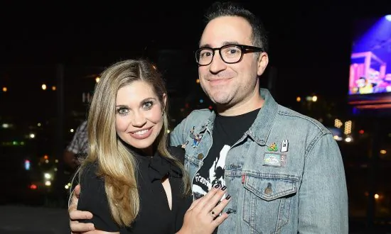 ‘Girl Meets World’ Star Danielle Fishel Expecting a Baby in July