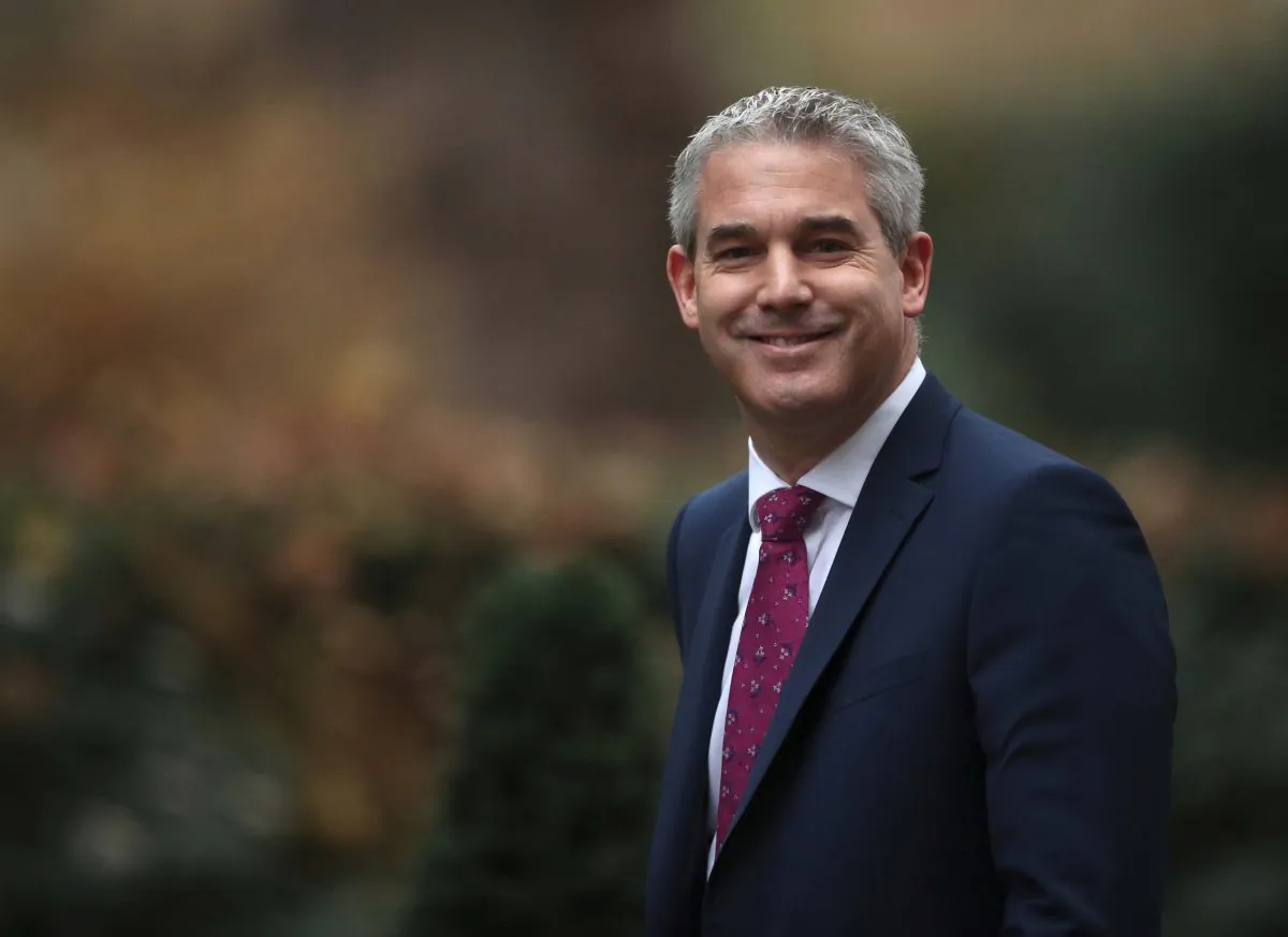 Britain's Secretary of State for Exiting the EU Stephen Barclay arrives in Downing Street, London, on Dec. 18, 2018. (Reuters/Hannah McKay)