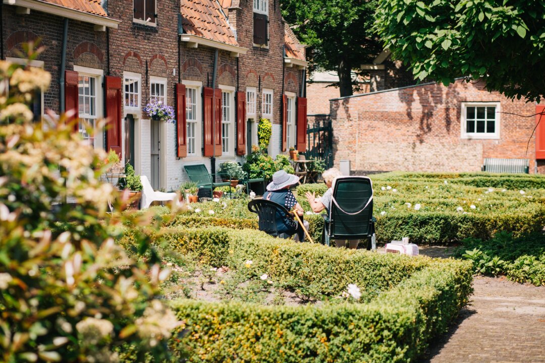 Many older adults want to stay in their homes as they age, but require certain features to do so. (Joyce Huis/Unsplash)