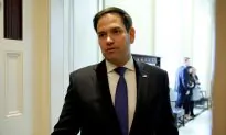 US Lawmakers Unveil Bipartisan Bill in Senate to Stop China Tech Threats