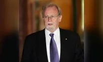 Release Canadians From China, Australia’s Former Foreign Minister Says