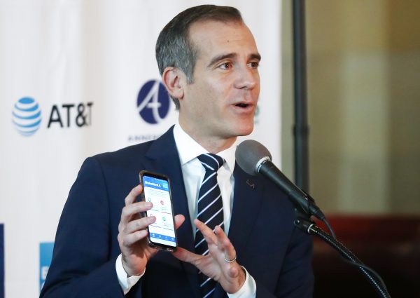Los Angeles Mayor Eric Garcetti Announces Early Earthquake Warning App ShakeAlertLA