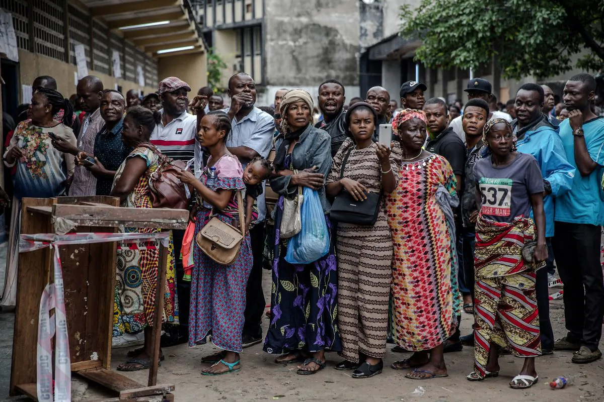 Voters queue to cast their ballot for the Democratic Republic of Congo’s general elections at the College St. Raphael polling station in Kinshasa, DRC, on Dec. 30, 2018. (Luis Tato/AFP/Getty Images)